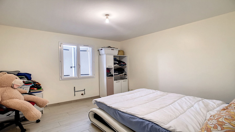 Ma-Cabane - Vente Maison GENSAC-LA-PALLUE, 285 m²