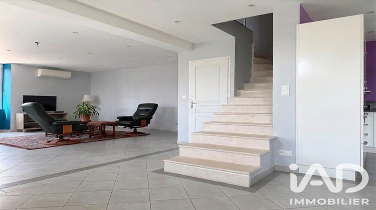 Ma-Cabane - Vente Maison Gensac-la-Pallue, 214 m²