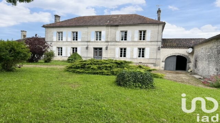 Ma-Cabane - Vente Maison Germignac, 292 m²