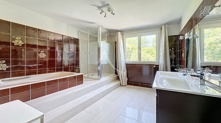 Ma-Cabane - Vente Maison GERMIGNY-L'EVEQUE, 260 m²