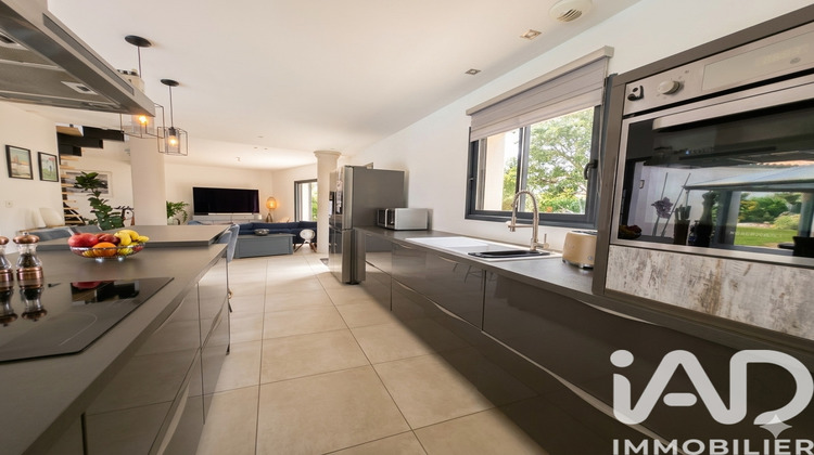Ma-Cabane - Vente Maison Germond-Rouvre, 170 m²