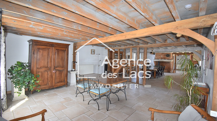 Ma-Cabane - Vente Maison GIFFAUMONT-CHAMPAUBERT, 255 m²