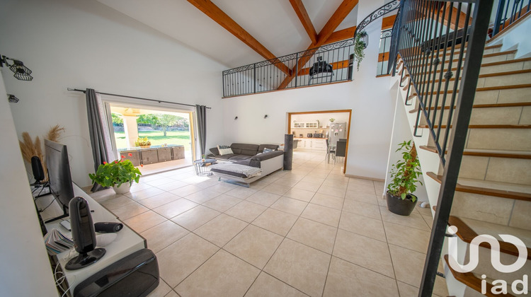Ma-Cabane - Vente Maison Gignac-la-Nerthe, 261 m²