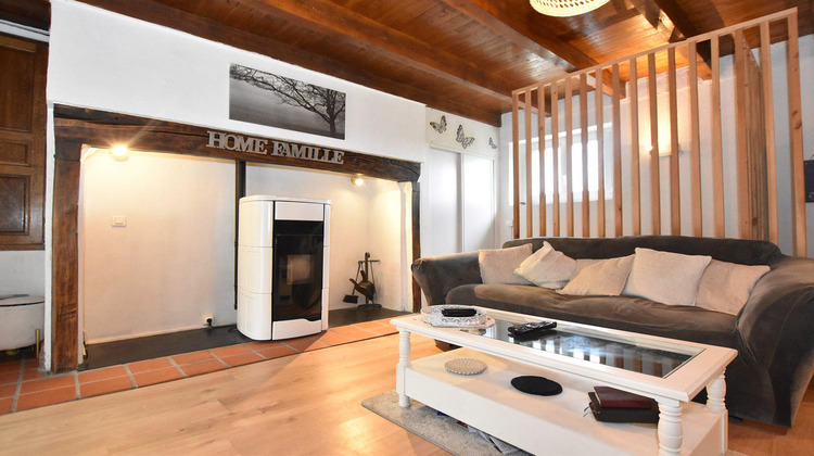 Ma-Cabane - Vente Maison Glénat, 70 m²