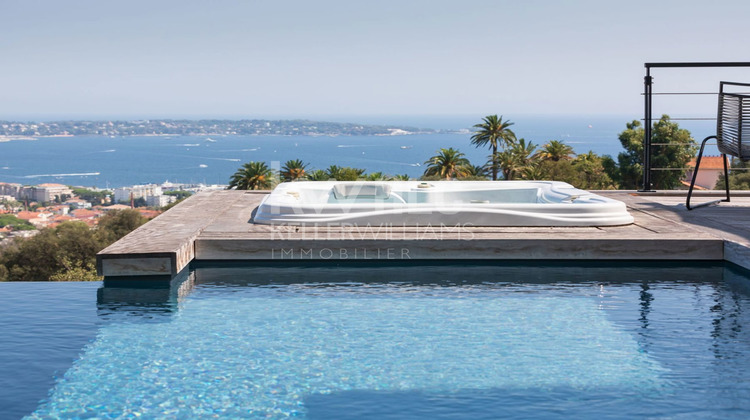 Ma-Cabane - Vente Maison Golfe-Juan, 228 m²