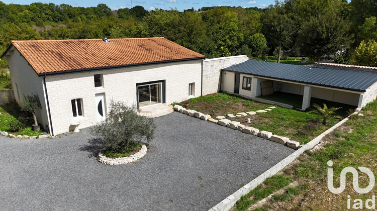 Ma-Cabane - Vente Maison Gond-Pontouvre, 230 m²