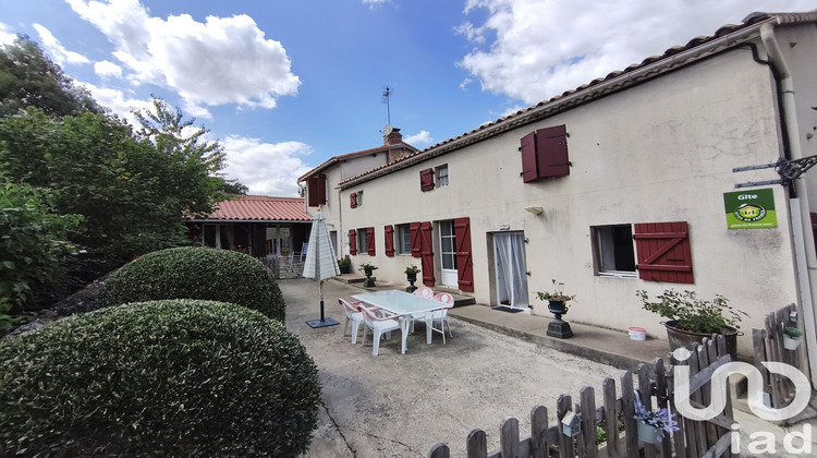 Ma-Cabane - Vente Maison Gourgé, 235 m²