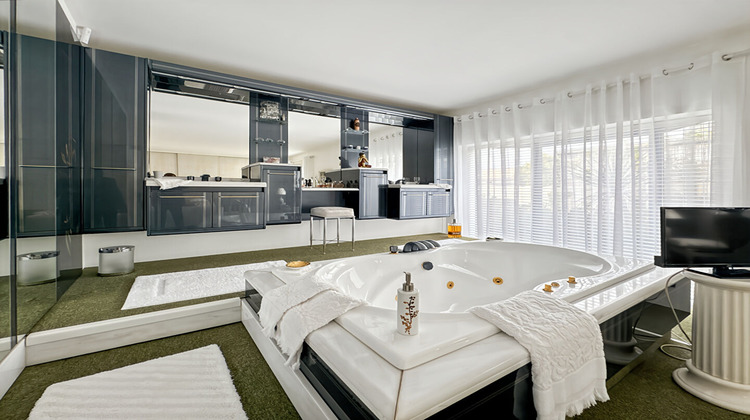 Ma-Cabane - Vente Maison GRADIGNAN, 220 m²