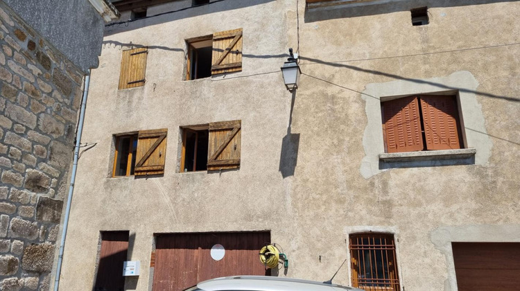 Ma-Cabane - Vente Maison GRAIX, 63 m²