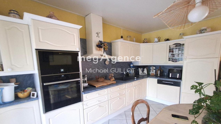 Ma-Cabane - Vente Maison GRAND CORENT, 155 m²