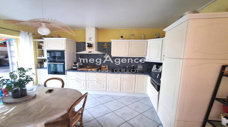Ma-Cabane - Vente Maison GRAND CORENT, 155 m²