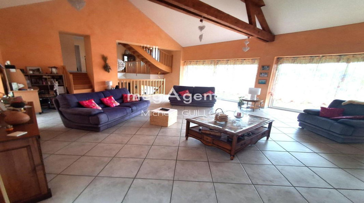 Ma-Cabane - Vente Maison GRAND CORENT, 155 m²