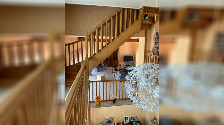 Ma-Cabane - Vente Maison GRAND-CORENT, 173 m²