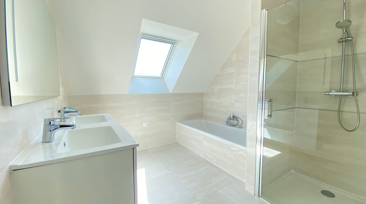 Ma-Cabane - Vente Maison GRANDCHAMPS-DES-FONTAINES, 132 m²