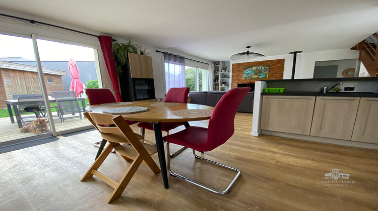 Ma-Cabane - Vente Maison GRANDCHAMPS-DES-FONTAINES, 90 m²