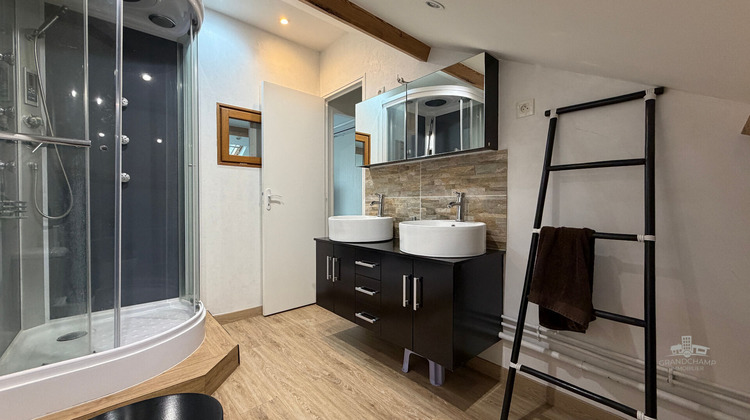 Ma-Cabane - Vente Maison GRANDCHAMPS-DES-FONTAINES, 140 m²