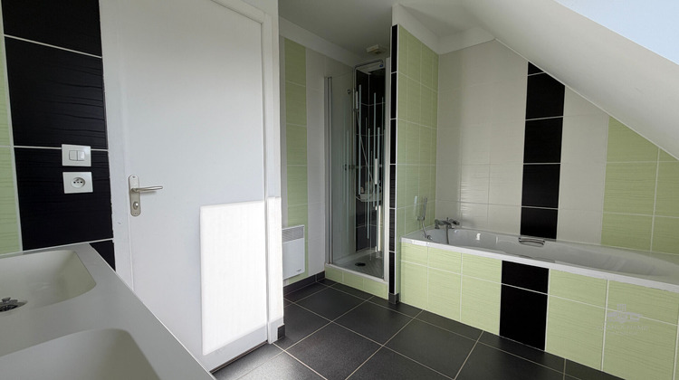 Ma-Cabane - Vente Maison GRANDCHAMPS-DES-FONTAINES, 122 m²