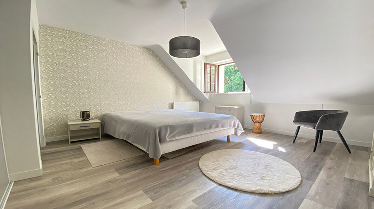 Ma-Cabane - Vente Maison GRANDCHAMPS-DES-FONTAINES, 216 m²