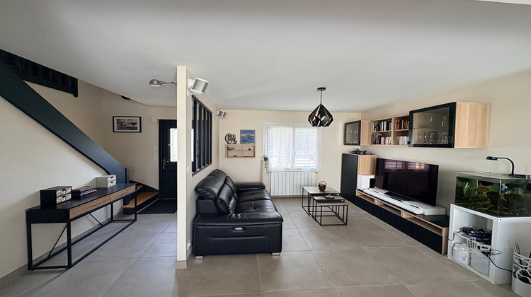 Ma-Cabane - Vente Maison GRANDCHAMPS-DES-FONTAINES, 99 m²