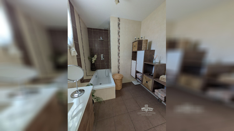 Ma-Cabane - Vente Maison GRANDCHAMPS-DES-FONTAINES, 171 m²