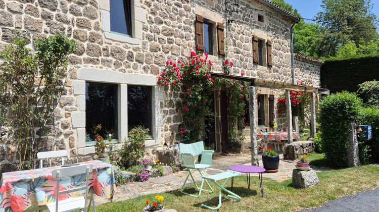 Ma-Cabane - Vente Maison GRANDRIEU, 250 m²