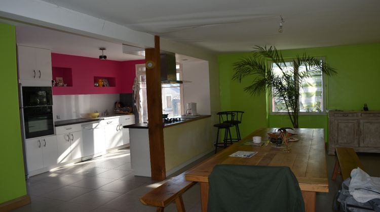 Ma-Cabane - Vente Maison Grassac, 201 m²