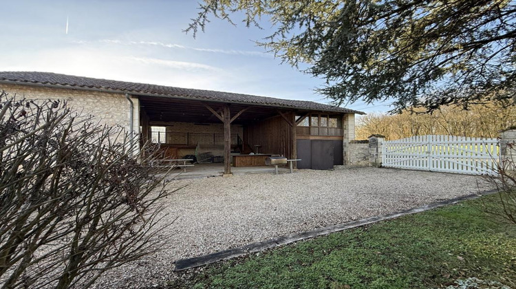 Ma-Cabane - Vente Maison GRASSAC, 250 m²