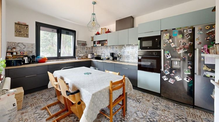 Ma-Cabane - Vente Maison GREASQUE, 168 m²