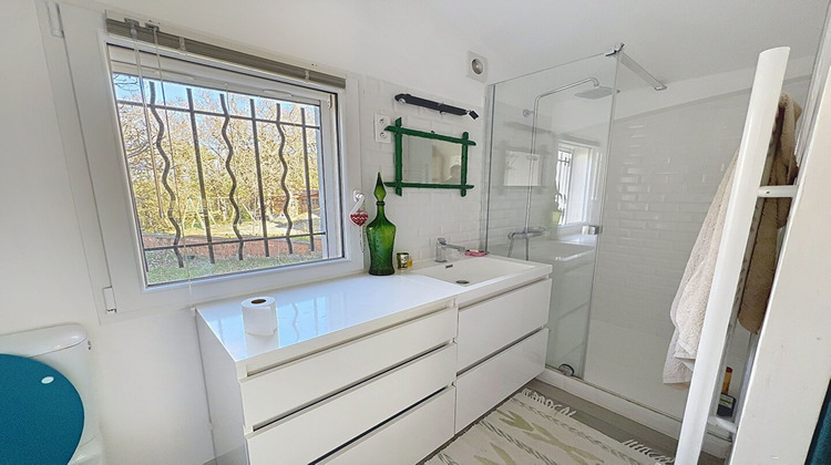 Ma-Cabane - Vente Maison GREASQUE, 200 m²