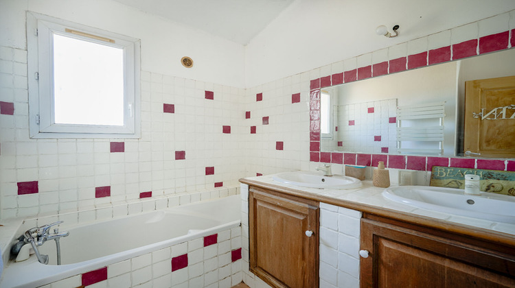 Ma-Cabane - Vente Maison GREASQUE, 150 m²