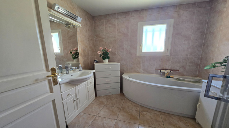 Ma-Cabane - Vente Maison GREASQUE, 110 m²