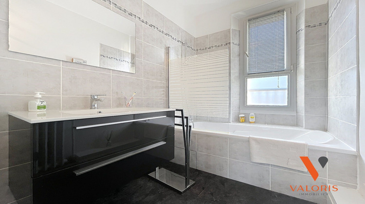 Ma-Cabane - Vente Maison Grenoble, 148 m²