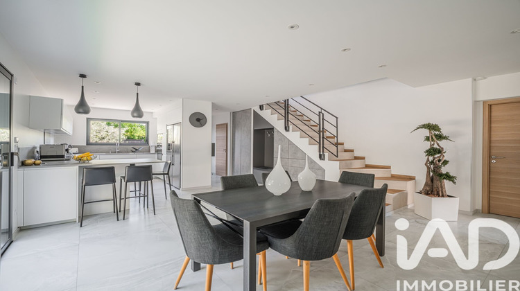 Ma-Cabane - Vente Maison Grenoble, 151 m²