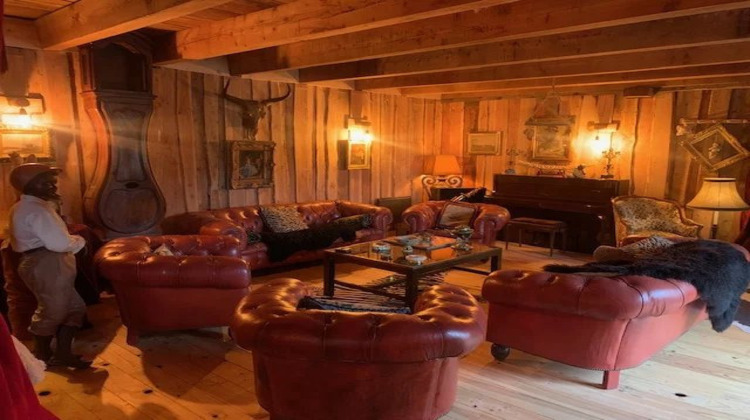 Ma-Cabane - Vente Maison GREOLIERES, 350 m²