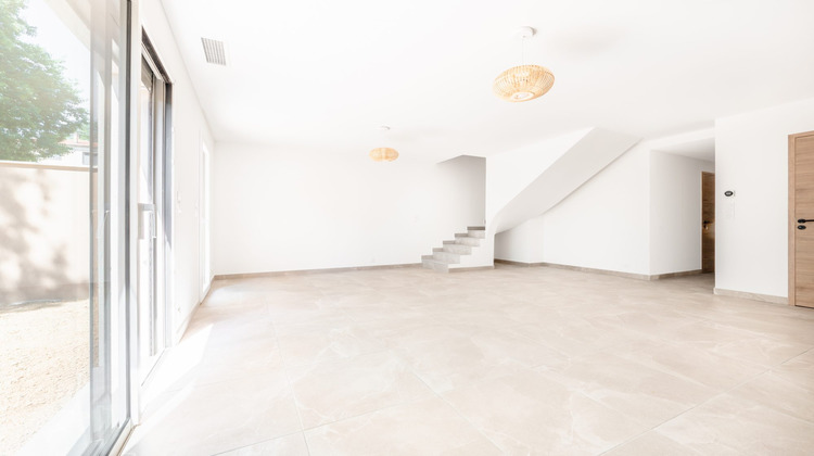 Ma-Cabane - Vente Maison Gréoux-les-Bains, 82 m²