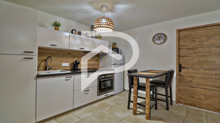 Ma-Cabane - Vente Maison GREOUX-LES-BAINS, 164 m²