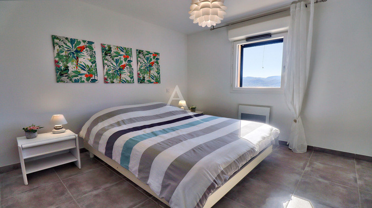 Ma-Cabane - Vente Maison GREOUX-LES-BAINS, 111 m²