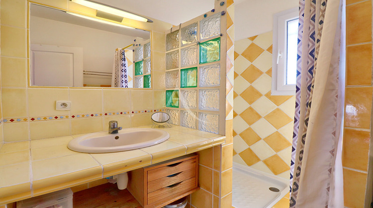 Ma-Cabane - Vente Maison GREOUX-LES-BAINS, 97 m²