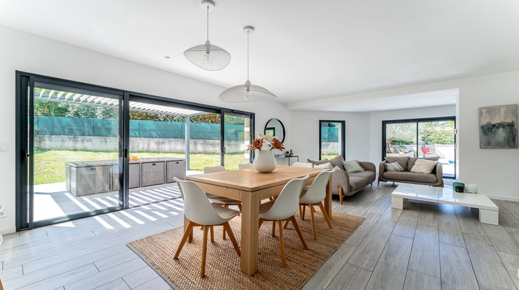 Ma-Cabane - Vente Maison Grézieu-la-Varenne, 141 m²