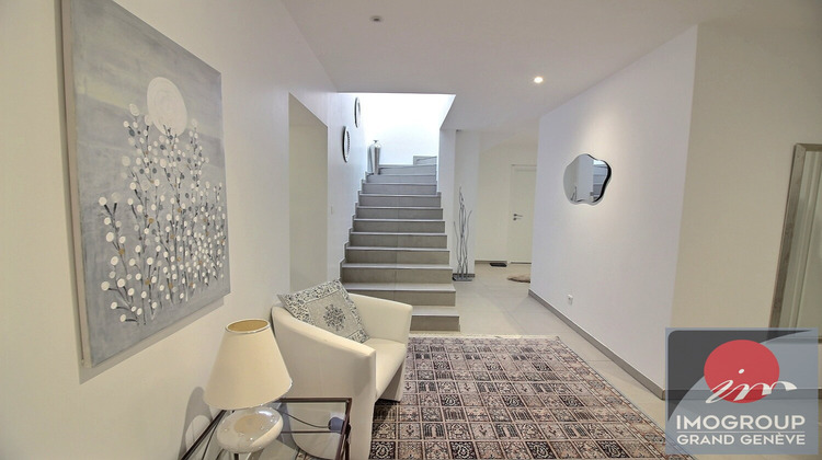 Ma-Cabane - Vente Maison GRILLY, 195 m²