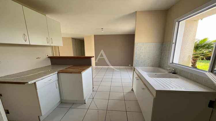 Ma-Cabane - Vente Maison GROSBREUIL, 78 m²