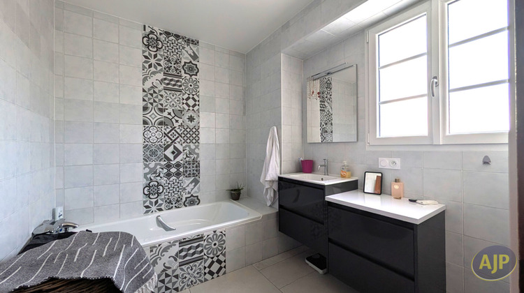 Ma-Cabane - Vente Maison GRUES, 178 m²