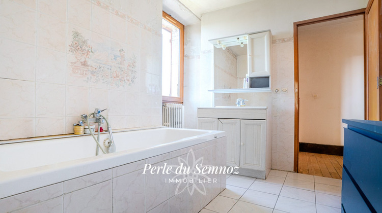 Ma-Cabane - Vente Maison Gruffy, 205 m²