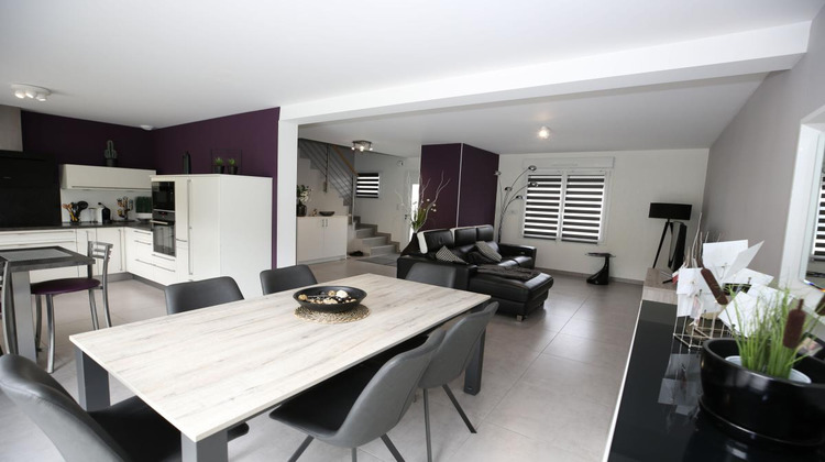 Ma-Cabane - Vente Maison GUILERS, 90 m²