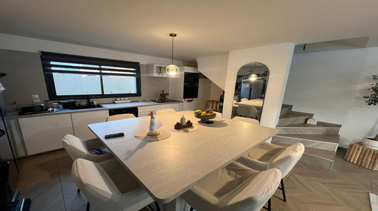 Ma-Cabane - Vente Maison GUILHERAND GRANGES, 96 m²