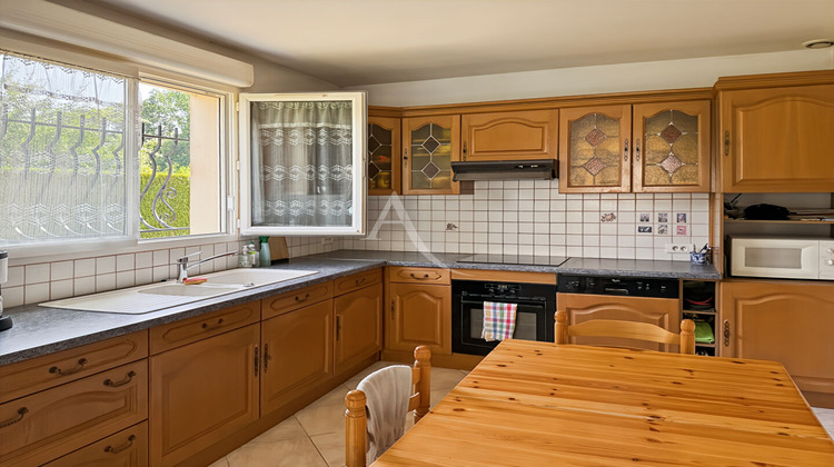 Ma-Cabane - Vente Maison GUILLERVAL, 158 m²