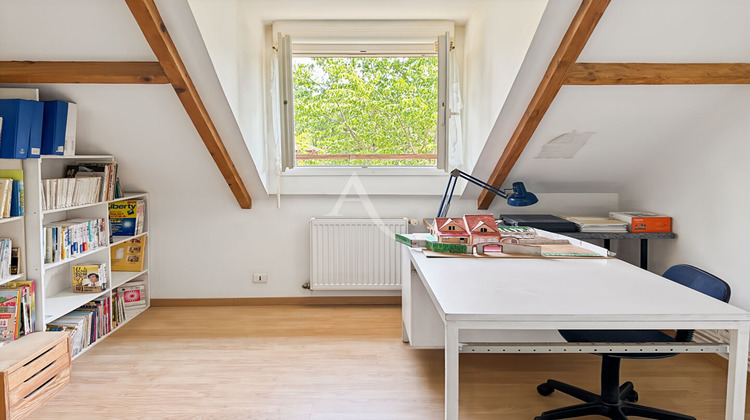 Ma-Cabane - Vente Maison GUILLERVAL, 158 m²