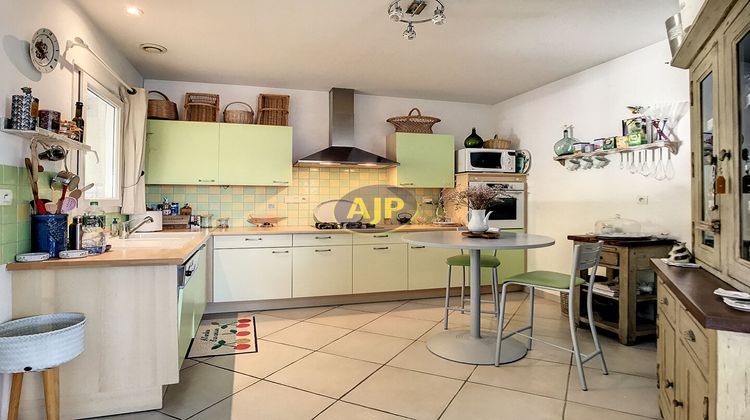 Ma-Cabane - Vente Maison GUJAN-MESTRAS, 123 m²