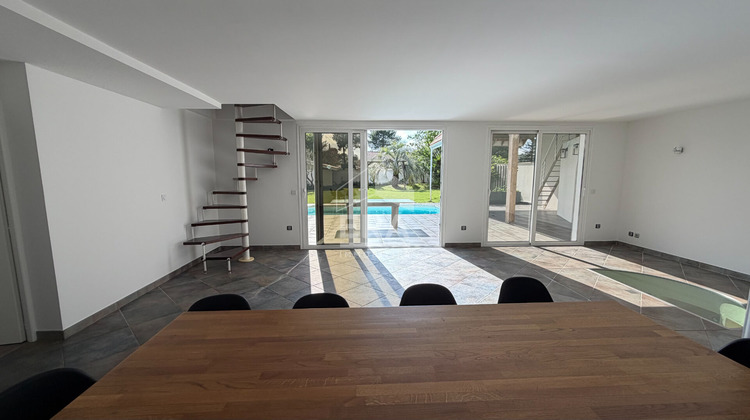 Ma-Cabane - Vente Maison GUJAN-MESTRAS, 195 m²