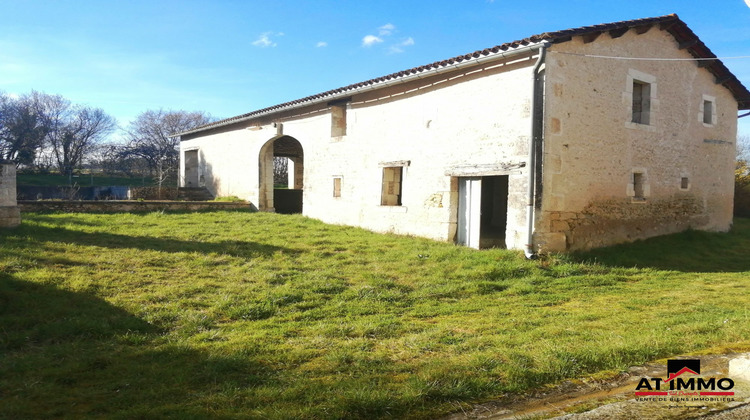 Ma-Cabane - Vente Maison Gurat, 400 m²